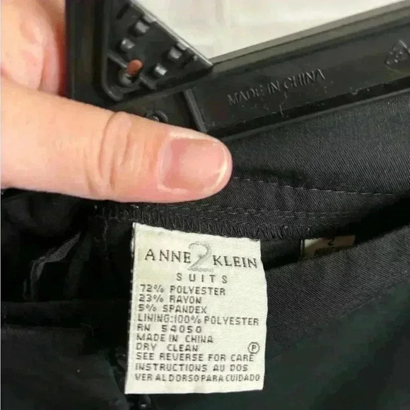 Womens size 2 Anne Klein brand pants, #E188 - Picture 3 of 6